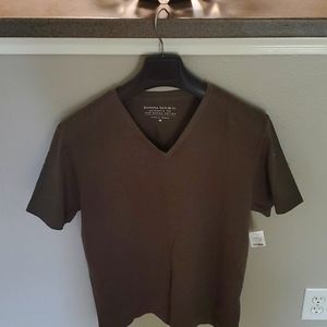 BANANA REPUBLIC v neck tee